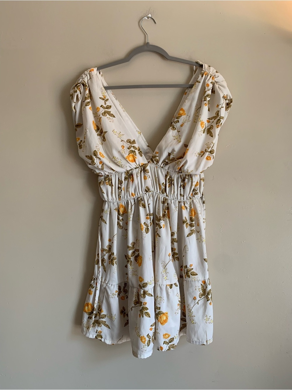 ASOS Design White Floral V-Neck Sundress with Puff Sleeves Women Size 8 Summer